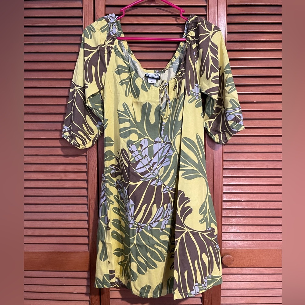 Manuheali’i dress